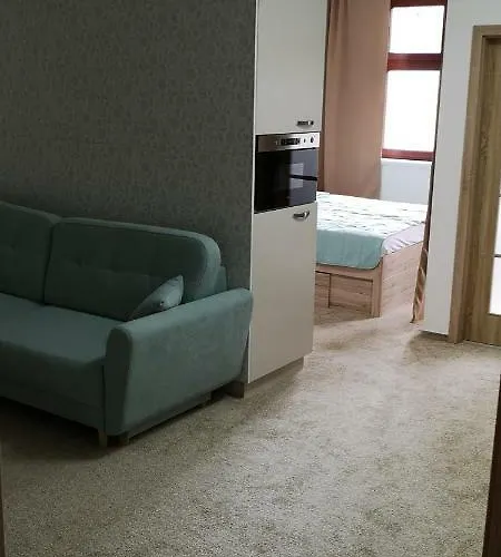 Centrum Armida * Μπαρντέγιοβ